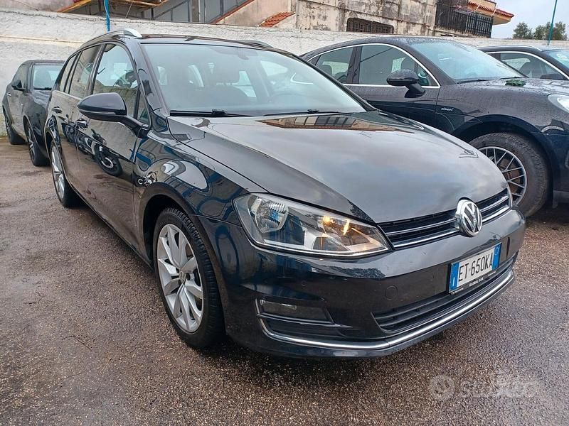 Usata VW Golf VII Highline 110 CV (80 kW) 2014 Nero Station wagon