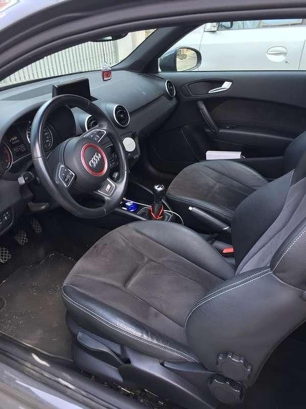 Usata Audi A1 Admired 90 CV (66 kW) 2017 Grigio Utilitaria