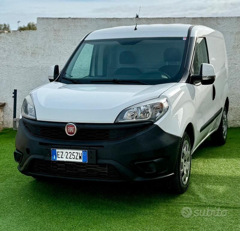 Usata 2015 Fiat Doblò Monovolume | 4990 € (Super prezzo) - Immagine 1/4