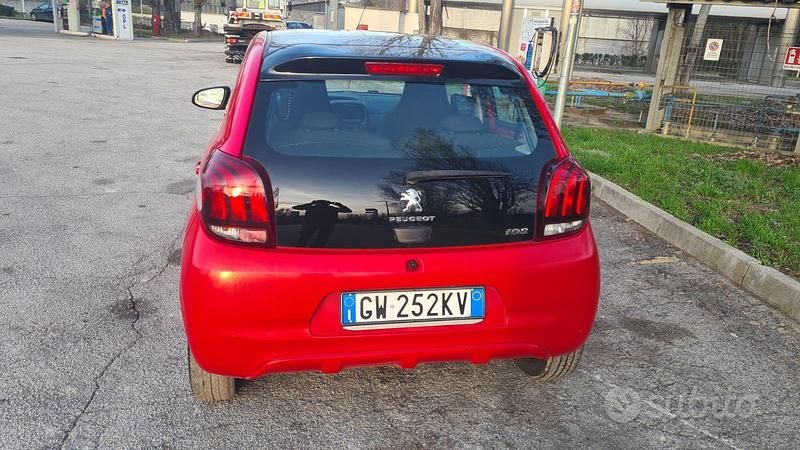 Usata Peugeot 108 82 CV (60 kW) 2021 Rosso Utilitaria