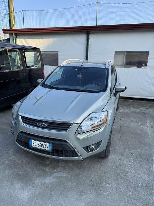 Usata Ford Kuga Titanium 136 CV (100 kW) 2010 SUV