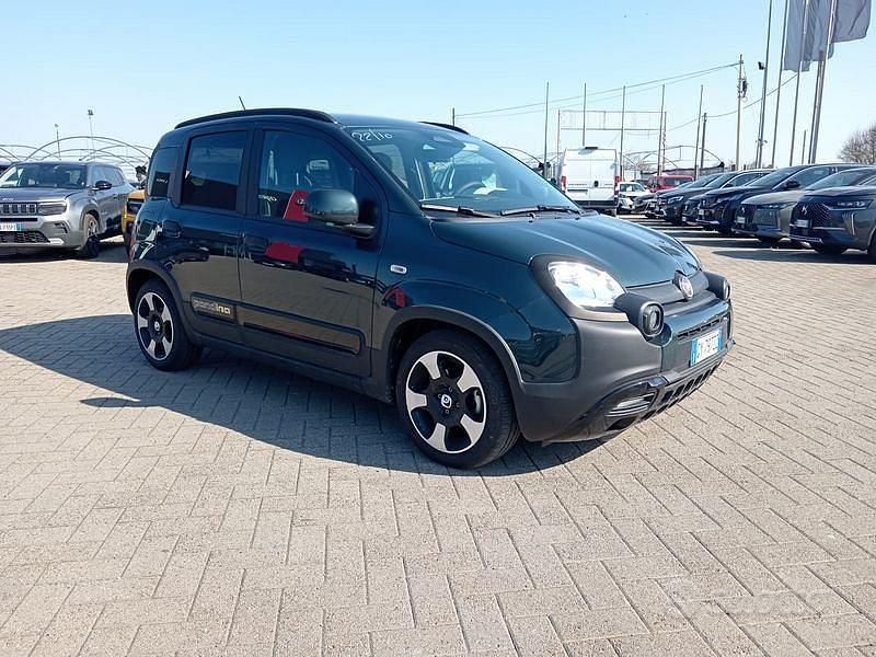 Usata Fiat Panda S 70 CV (51 kW) 2025 Verde Utilitaria