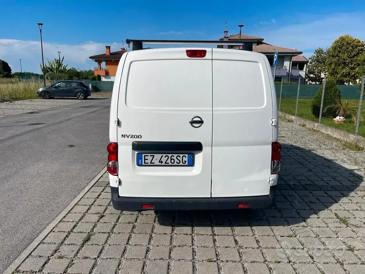 Usata Nissan NV200 90 CV (66 kW) 2015 Bianco Monovolume