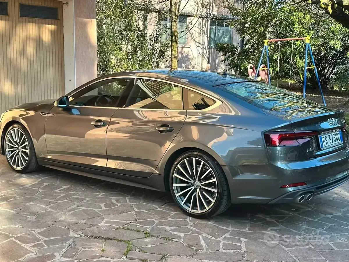 Usata Audi A5 190 CV (139 kW) 2018 Grigio Coupé