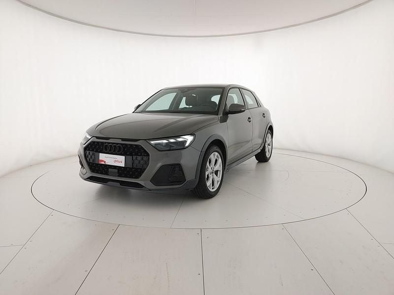 Usata Audi A1 Admired 110 CV (80 kW) 2023 Grigio chronos metallizzato Berlina