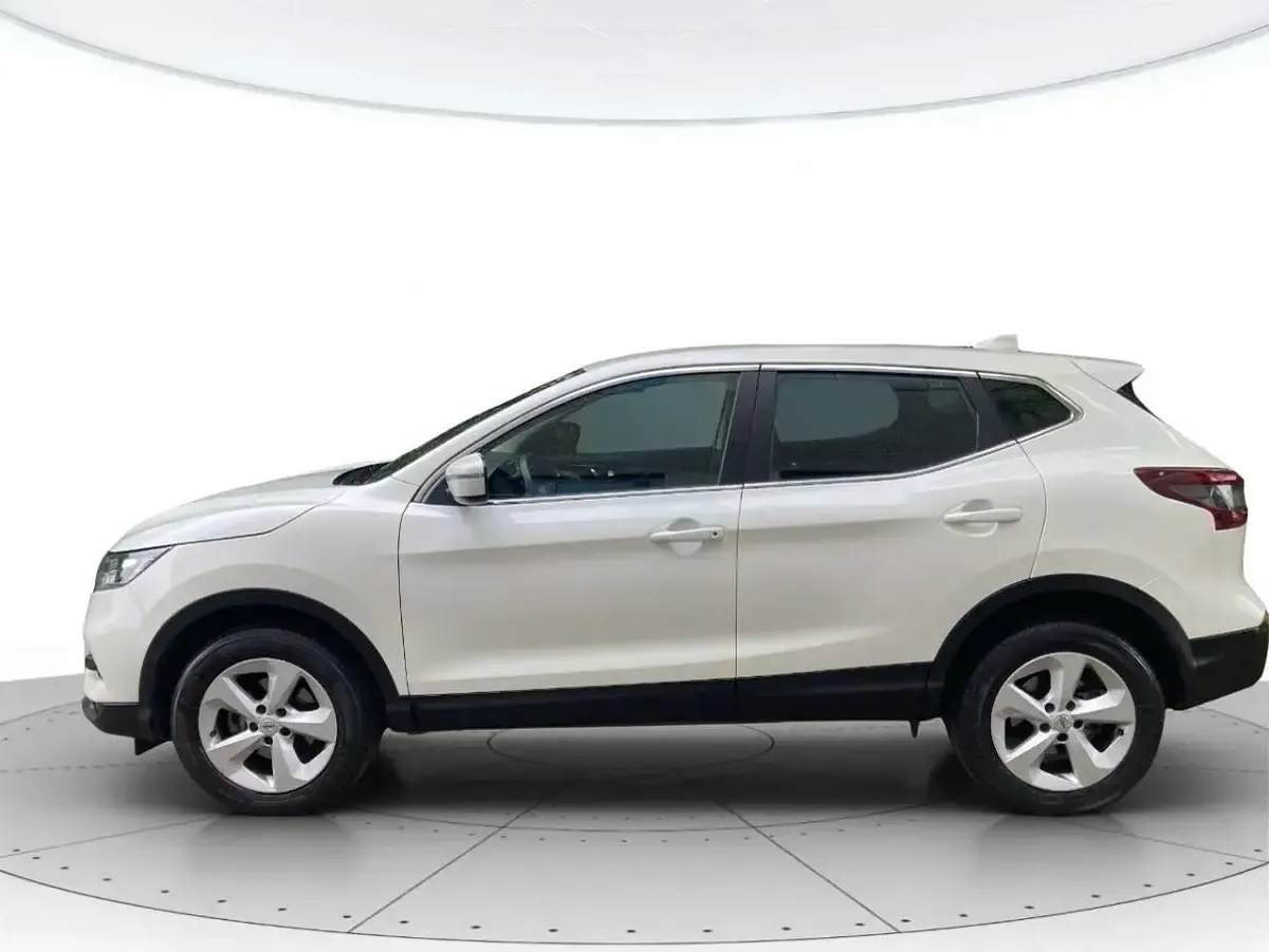 Usado Nissan Qashqai 140 HP (102 kW) 2021 Branco SUV