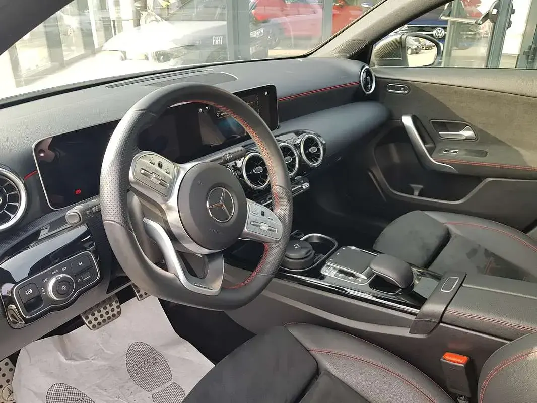 Usata Mercedes A250 AMG 224 CV (164 kW) 2019 Bianco Berlina