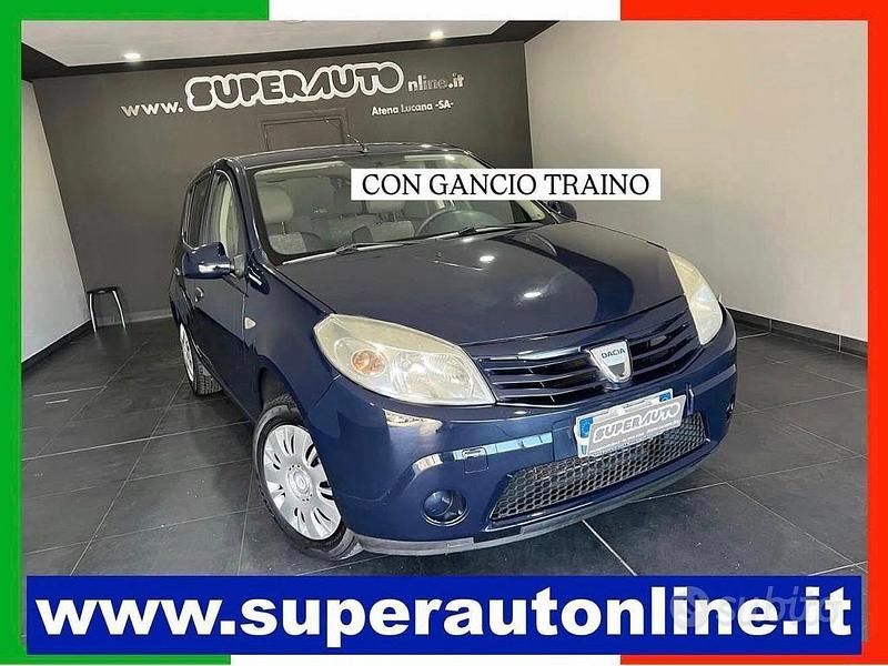 Usata Dacia Sandero 75 CV (55 kW) 2011 Blu Berlina