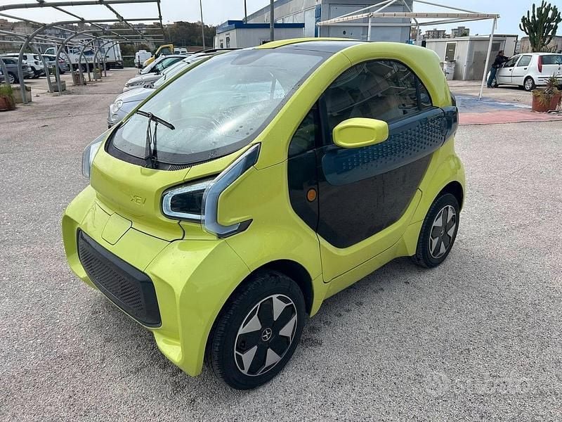 Usata XEV Yoyo 7 kW (10 CV) 2022 Giallo Utilitaria