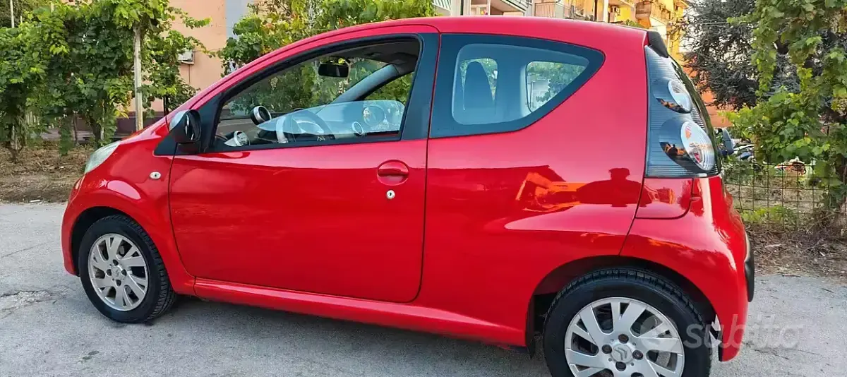 Usata Citroën C1 68 CV (50 kW) 2011 Rosso Utilitaria
