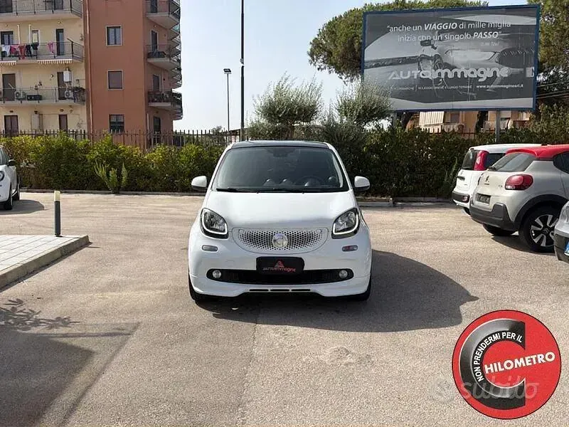 Usata Smart ForFour Passion 90 CV (66 kW) 2017 Bianco Utilitaria