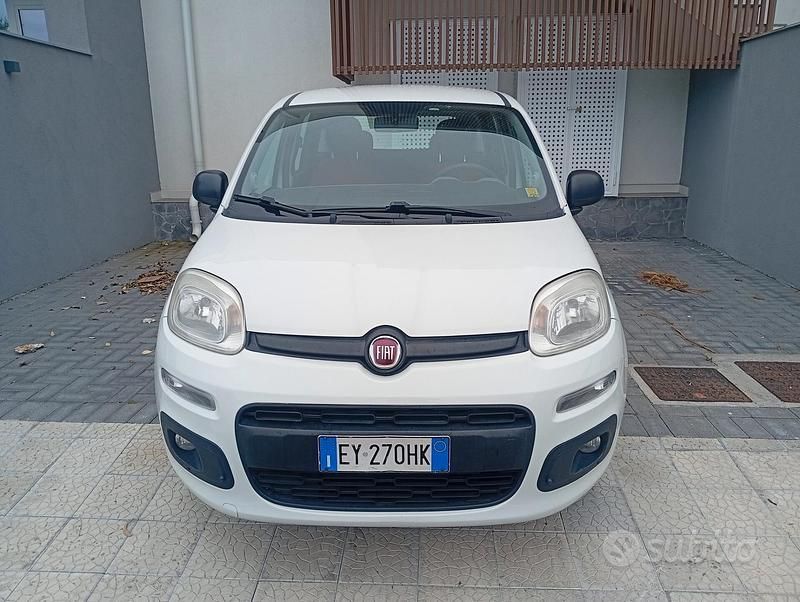 Usata Fiat Panda Lounge 69 CV (50 kW) 2015 Bianco Berlina