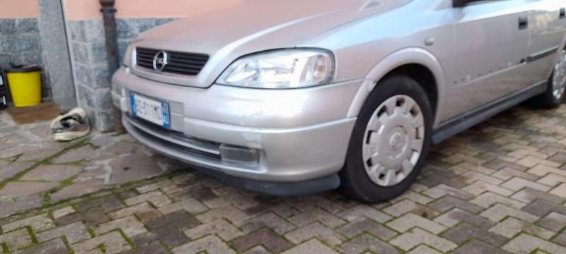 Usata Opel Astra Club 90 CV (66 kW) 2002