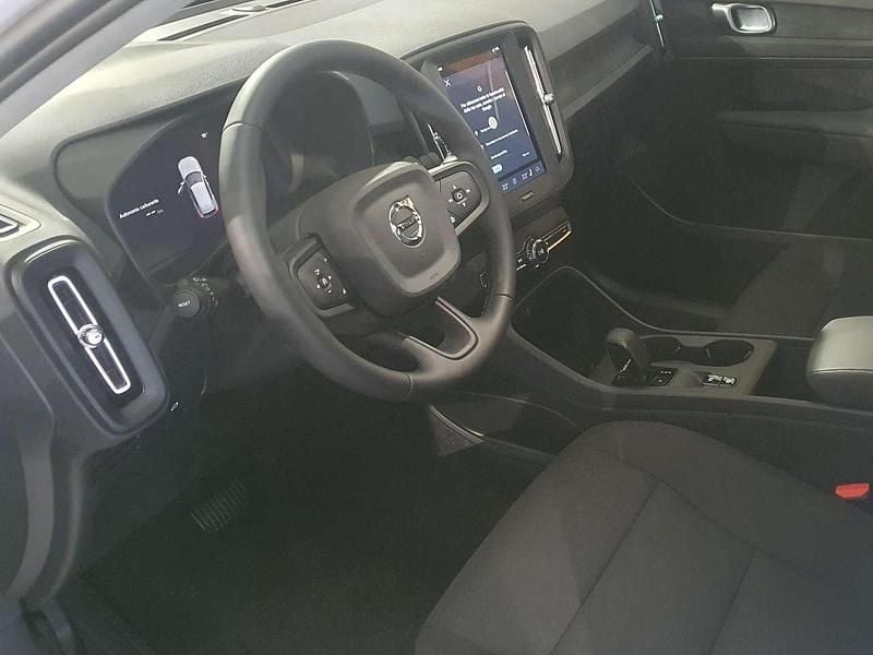 Nuova Volvo XC40 163 CV (119 kW) 2026 Ice white SUV