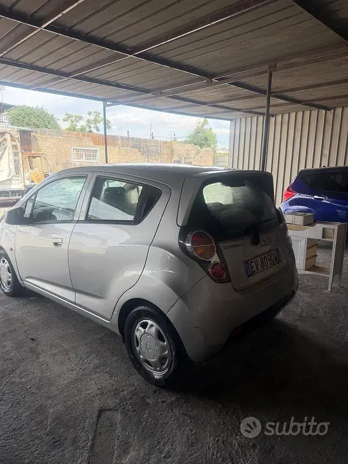 Usata Chevrolet Spark 68 CV (50 kW) 2011 Grigio Utilitaria