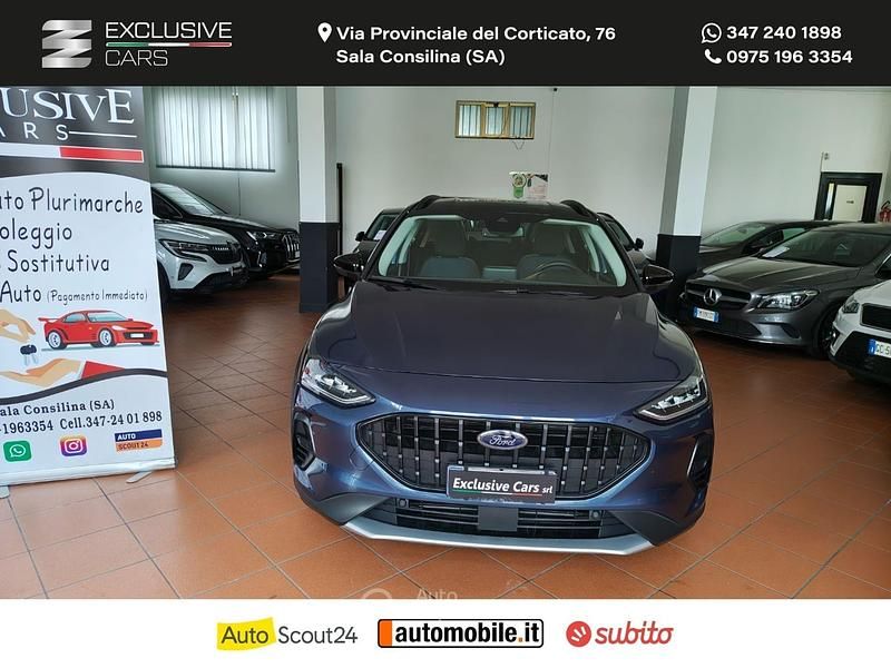Usata Ford Focus 125 CV (91 kW) 2023 Blu/azzurro Berlina