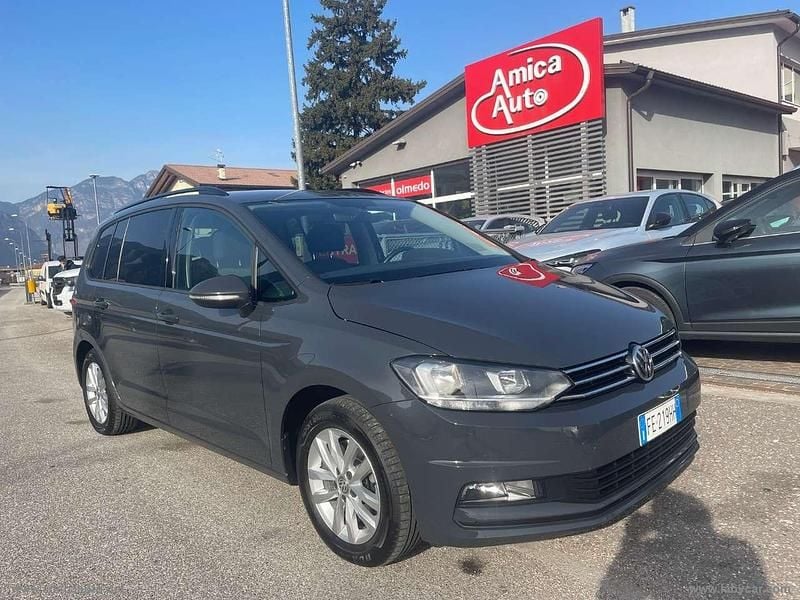 Usata VW Touran Business 150 CV (110 kW) 2016 Grigio Monovolume