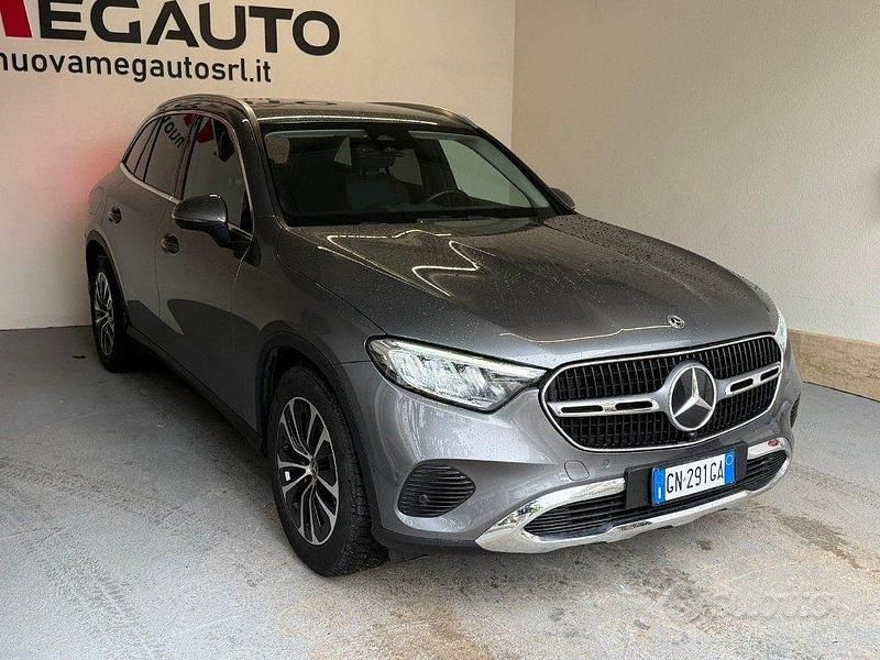 Usata Mercedes GLC220 Advanced 197 CV (144 kW) 2023 Grigio SUV
