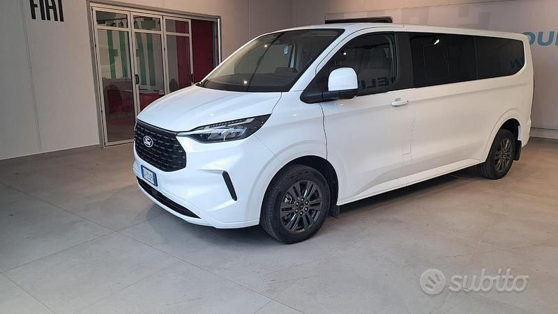 Occasion Ford Tourneo 136 ch (100 kW) 2024 Blanc Monospace