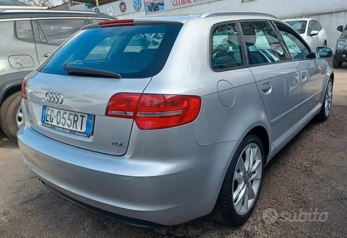 Usata Audi A3 Sportback 140 CV (102 kW) 2011 Grigio Utilitaria