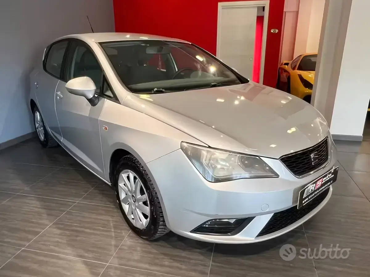 Usata Seat Ibiza Style 75 CV (55 kW) 2014 Grigio Berlina