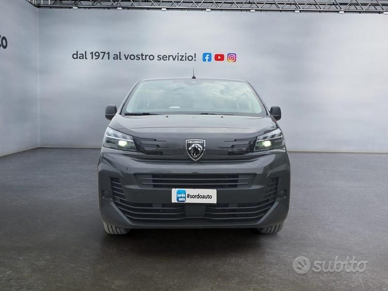 Nuova Peugeot Traveller 180 CV (132 kW) 2025 Nero Monovolume