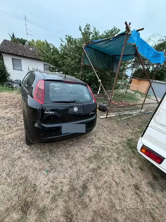 Usata Fiat Grande Punto 65 CV (47 kW) 2005 Nero Utilitaria
