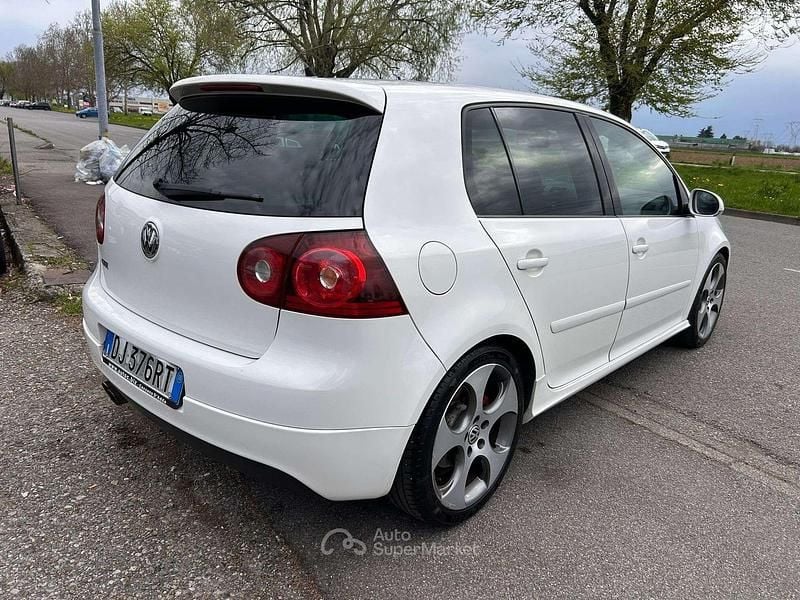 Begagnad VW Golf VI GTI 200 HK (147 kW) 2008 Vit Halvkombi