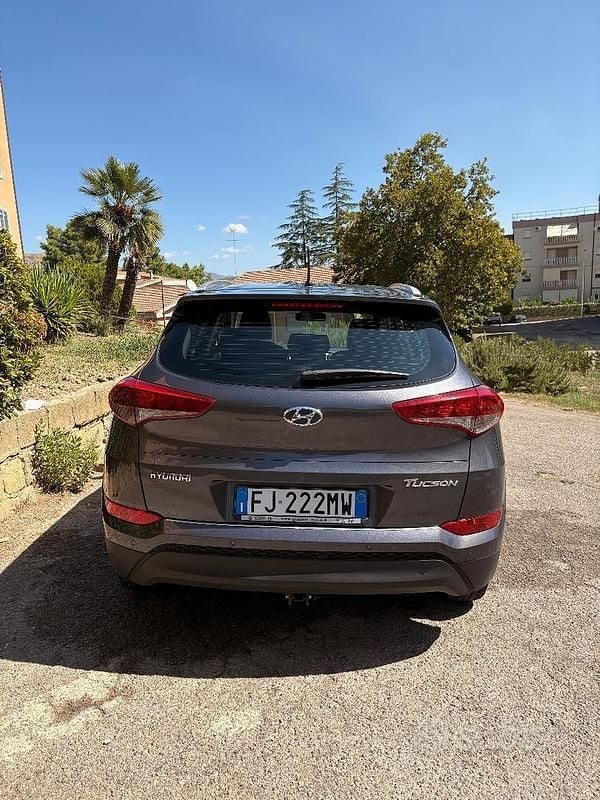 Usata Hyundai Tucson Classic 116 CV (85 kW) 2017 Grigio SUV