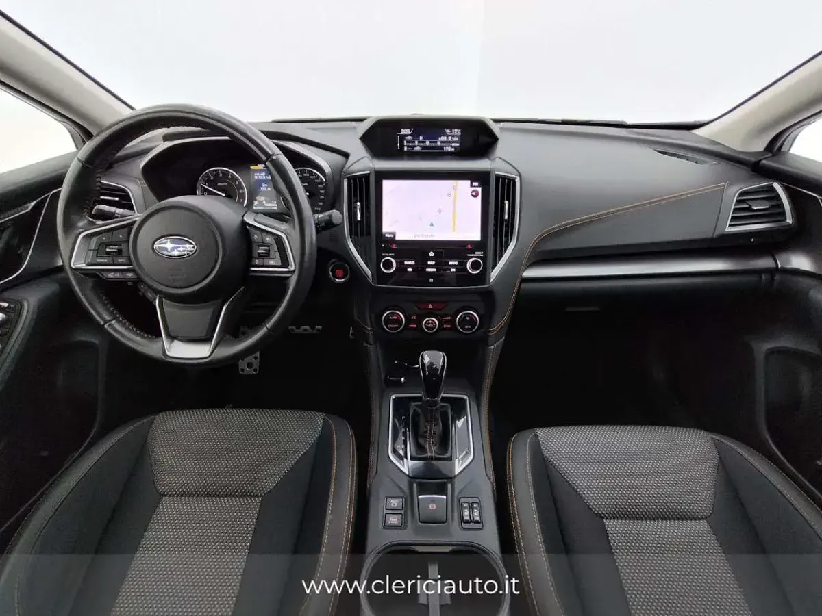 Usata Subaru XV Premium 114 CV (83 kW) 2020 Argento SUV