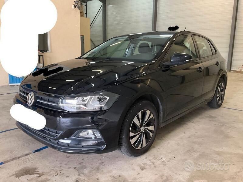 Nero Usata 2018 VW Polo Comfortline Tre volumi | 13.900 € (Cara) - Immagine 1/4