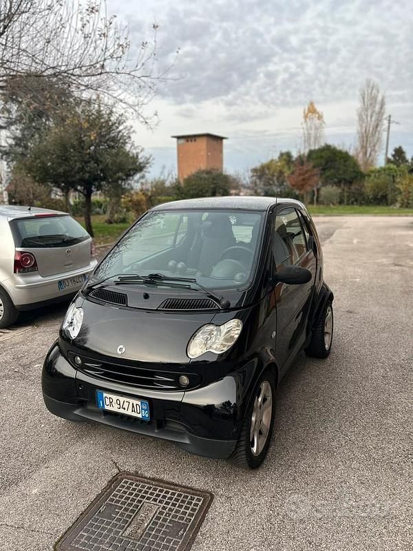 Usata Smart ForFour 2004 Nero Utilitaria