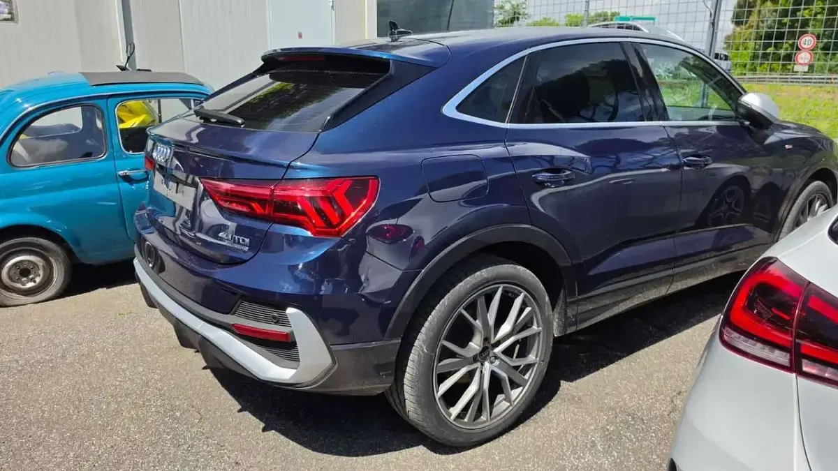 Usata Audi Q3 Sportback S-Line 200 CV (147 kW) 2020 Blu/azzurro SUV