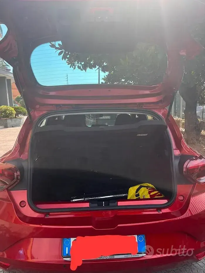 Usata Dacia Sandero Comfort 101 CV (74 kW) 2022 Rosso Berlina