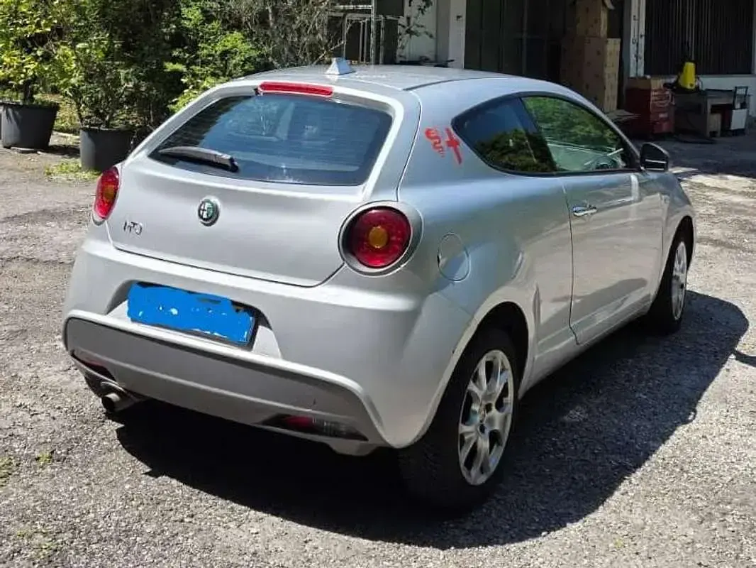 Usata Alfa Romeo MiTo Progression 69 CV (50 kW) 2012 Argento Utilitaria