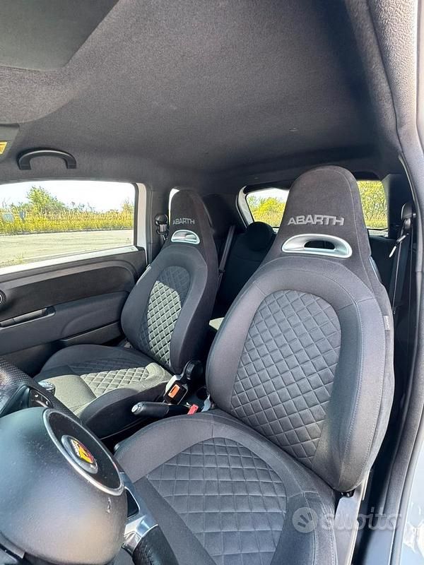 Usata Abarth 595 165 CV (121 kW) 2023 Grigio Berlina