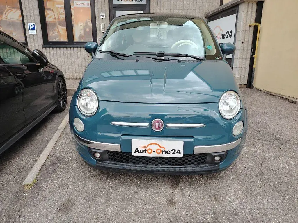 Usata Fiat 500 Lounge 101 CV (74 kW) 2008 Blu ceramico metallizzato Utilitaria