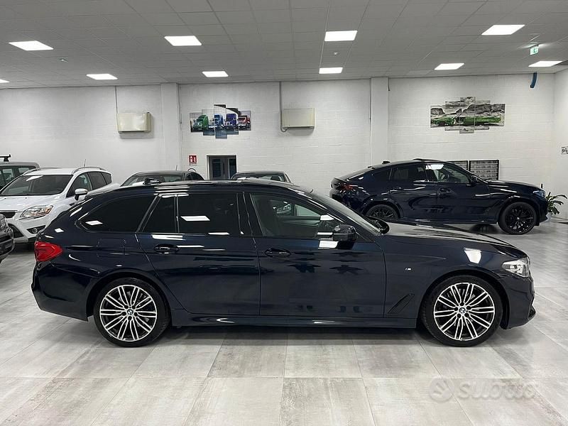 Usata BMW 525 M Sport 231 CV (169 kW) 2018 Blu/azzurro Station wagon