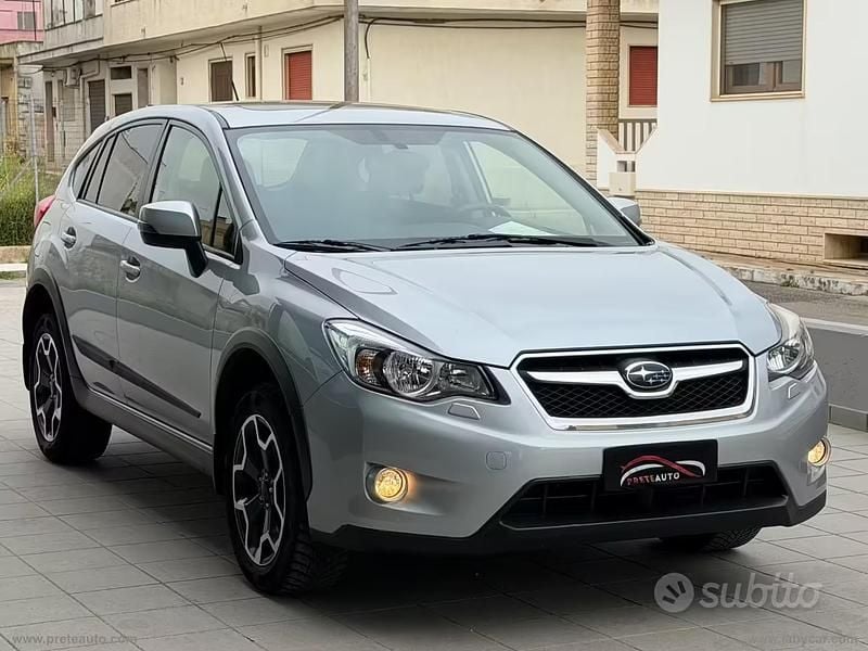 Usata Subaru XV Style 147 CV (108 kW) 2015 Grigio SUV