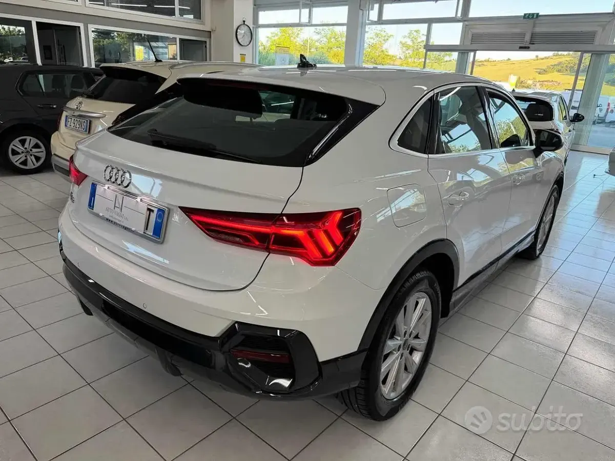 Usata Audi Q3 Business Plus 150 CV (110 kW) 2023 Bianco SUV