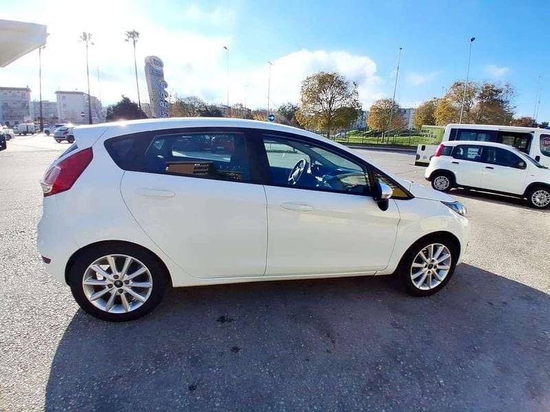 Usata Ford Fiesta Titanium 60 CV (44 kW) 2014 Berlina