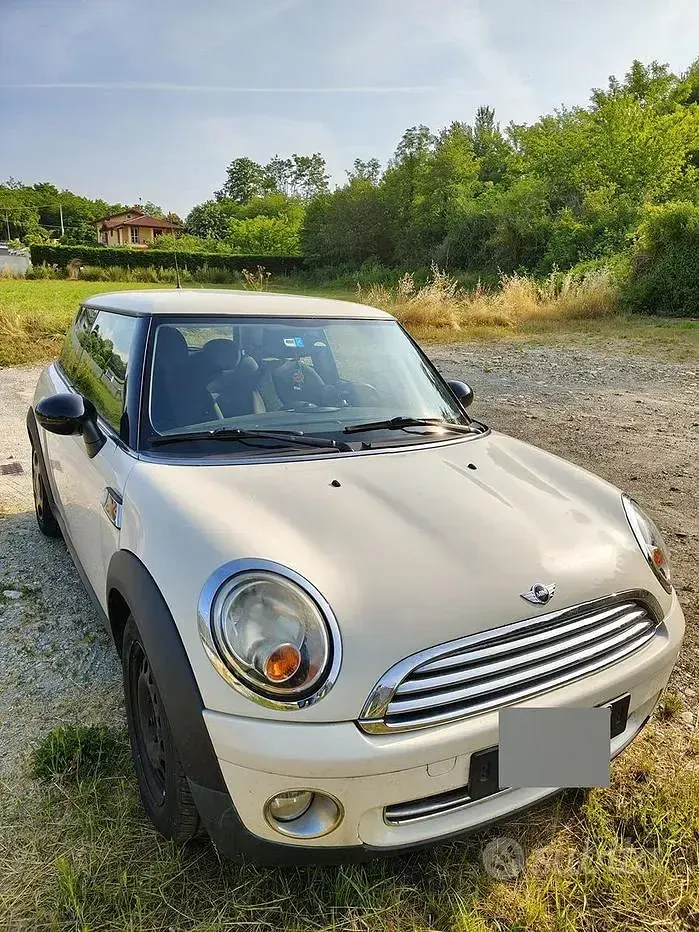 Usata Mini ONE 75 CV (55 kW) 2010 Bianco Utilitaria