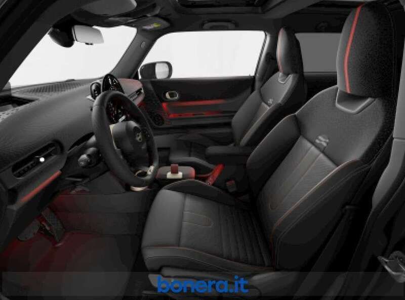 Usata Mini John Cooper Works 156 CV (114 kW) 2024 Legend grey Utilitaria