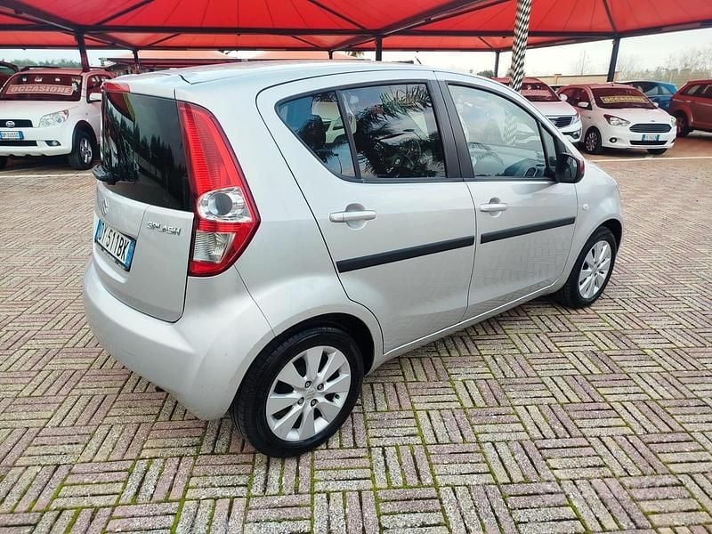 Grigio Usata 2009 Suzuki Splash Due volumi | 4900 € (Buon prezzo) - Immagine 1/4