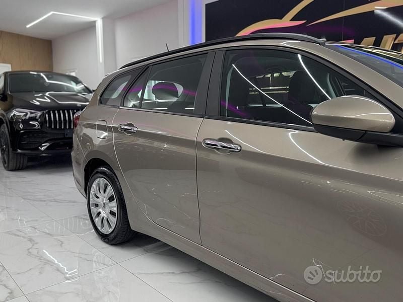 Usata Fiat Tipo Lounge 120 CV (88 kW) 2017 Bianco Station wagon