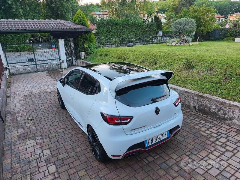 Usata Renault Clio IV Trophy 220 CV (161 kW) 2018 Bianco Berlina
