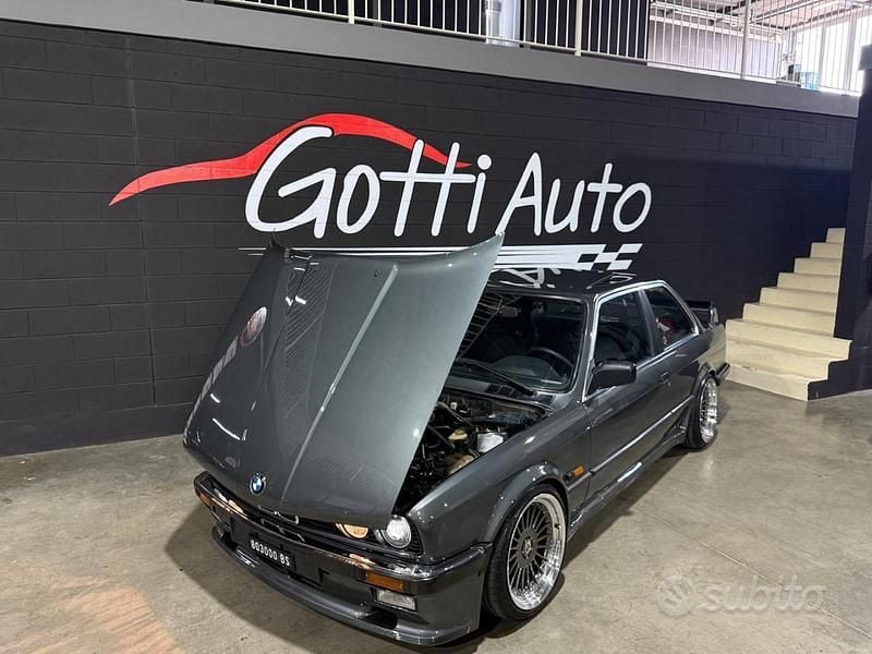 Usata BMW 320 125 CV (91 kW) 1983 Grigio Utilitaria