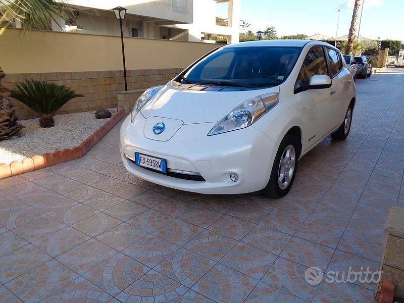 Usata Nissan Leaf 24 kW (33 CV) 2014 Utilitaria