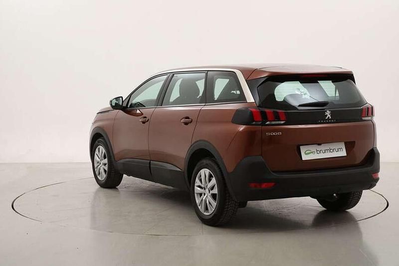 Usata Peugeot 5008 Active 131 CV (96 kW) 2023 Marrone SUV