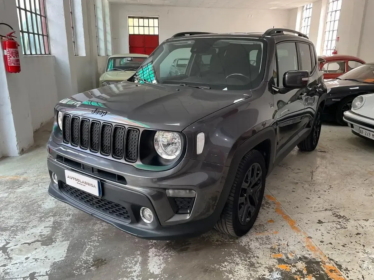 Usata Jeep Renegade Night Eagle 120 CV (88 kW) 2020 Grigio SUV